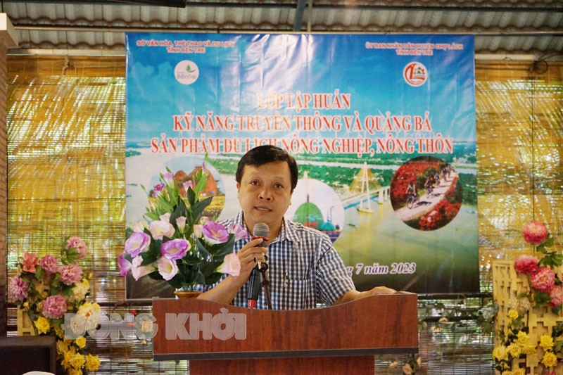 Tập huấn kỹ năng quảng bá sản phẩm du lịch nông thôn tại Chợ Lách