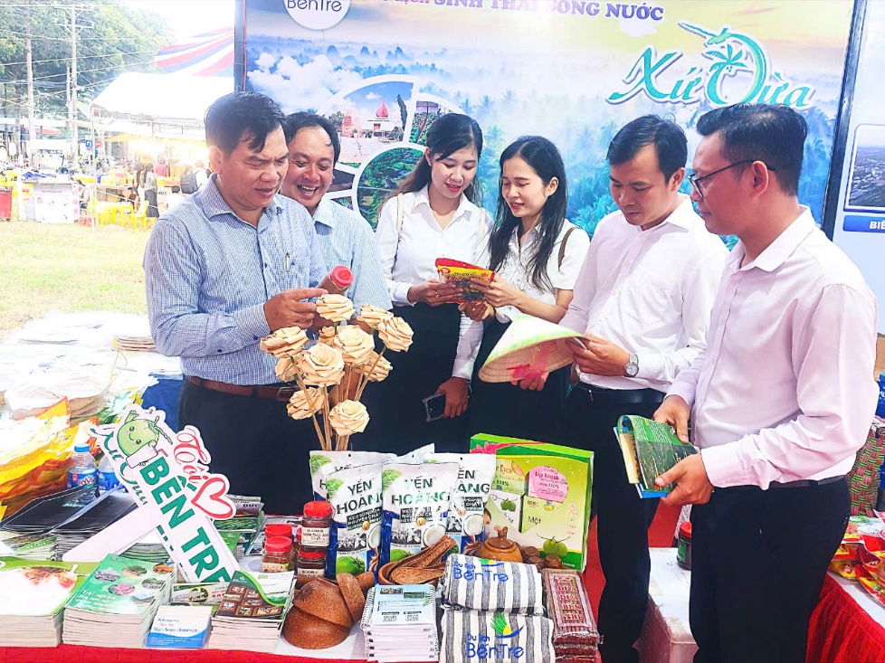 Bến Tre Tham Gia Tuần Lễ Văn Hóa, Du Lịch  Gắn Với Lễ Hội Ok Om Bok Tỉnh Trà Vinh Năm 2024