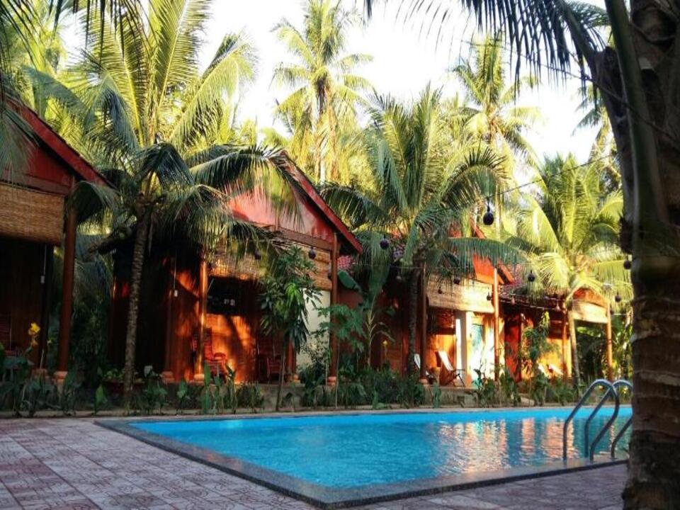 Coconut Homestay 