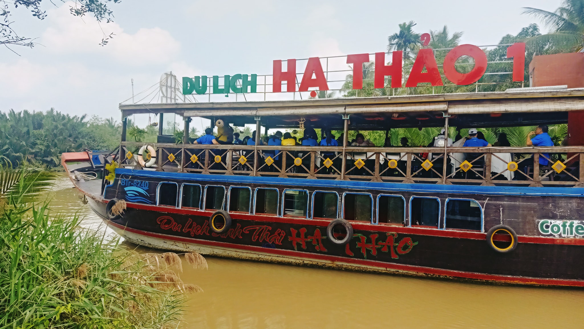 Chi Tiết