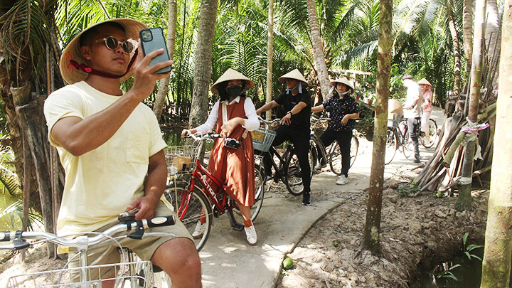 Unique start-up of a young man from coconut land