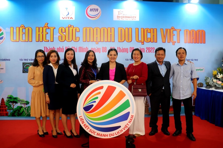 Bến Tre tham dự sự kiện "Liên kết - Sức mạnh Du lịch Việt Nam 2022"