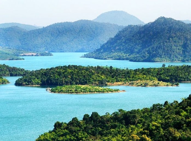 Da Mi Lake - The green pearl of Binh Thuan