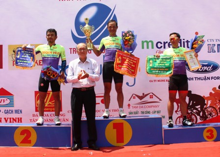 Cua-rơ chủ nhà về nhất giải đua xe đạp Phan Thiết mở rộng 2019
