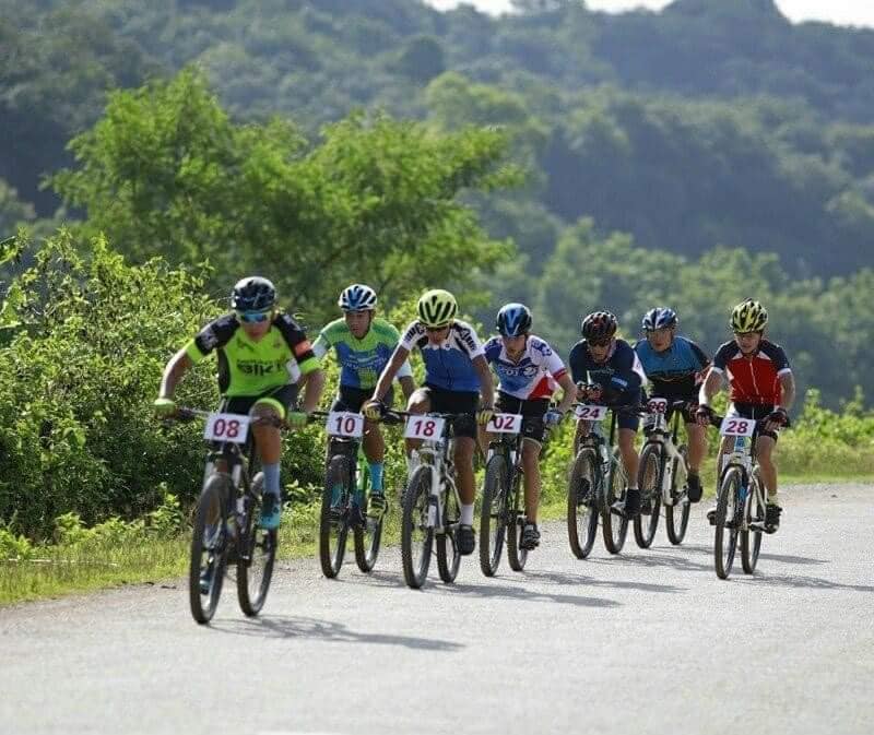 Giải đua xe đạp địa hình “Đi giữa mùa hoa Đỗ Quyên” tỉnh Lào Cai năm 2024