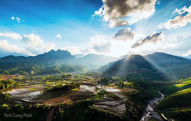Vẻ đẹp Lào Cai mùa nước đổ