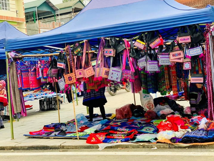 Special local products at the cultural market in the Autumn 