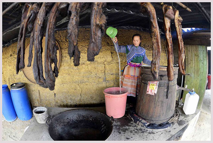 Bac Ha corn wine is fragrant and flavorful of mountains and forests