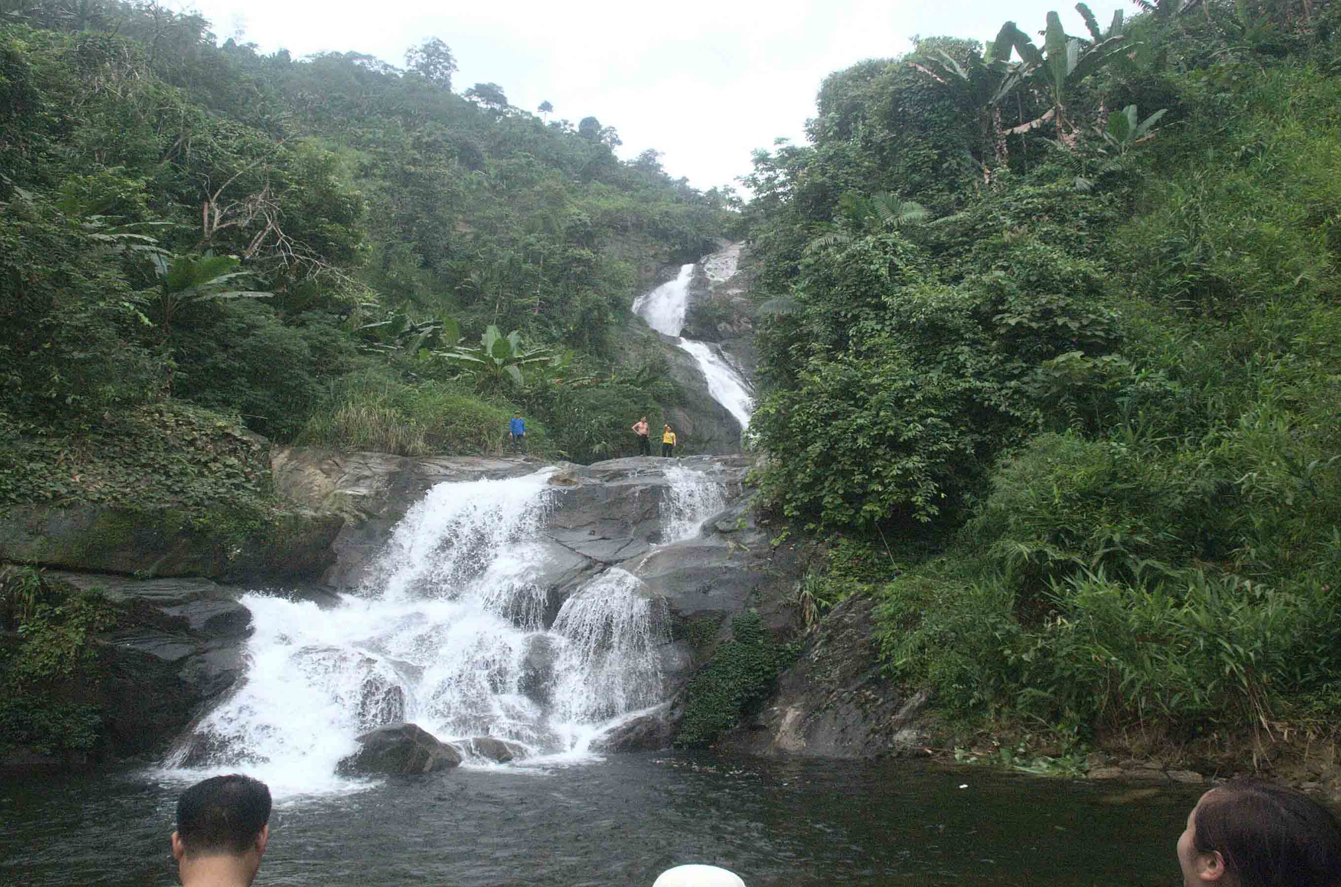 Khám phá các thác nước mát lạnh khi du lịch Lào Cai