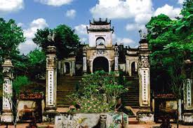 Điểm du lịch di tích lịch sử văn hóa Đền Cuông