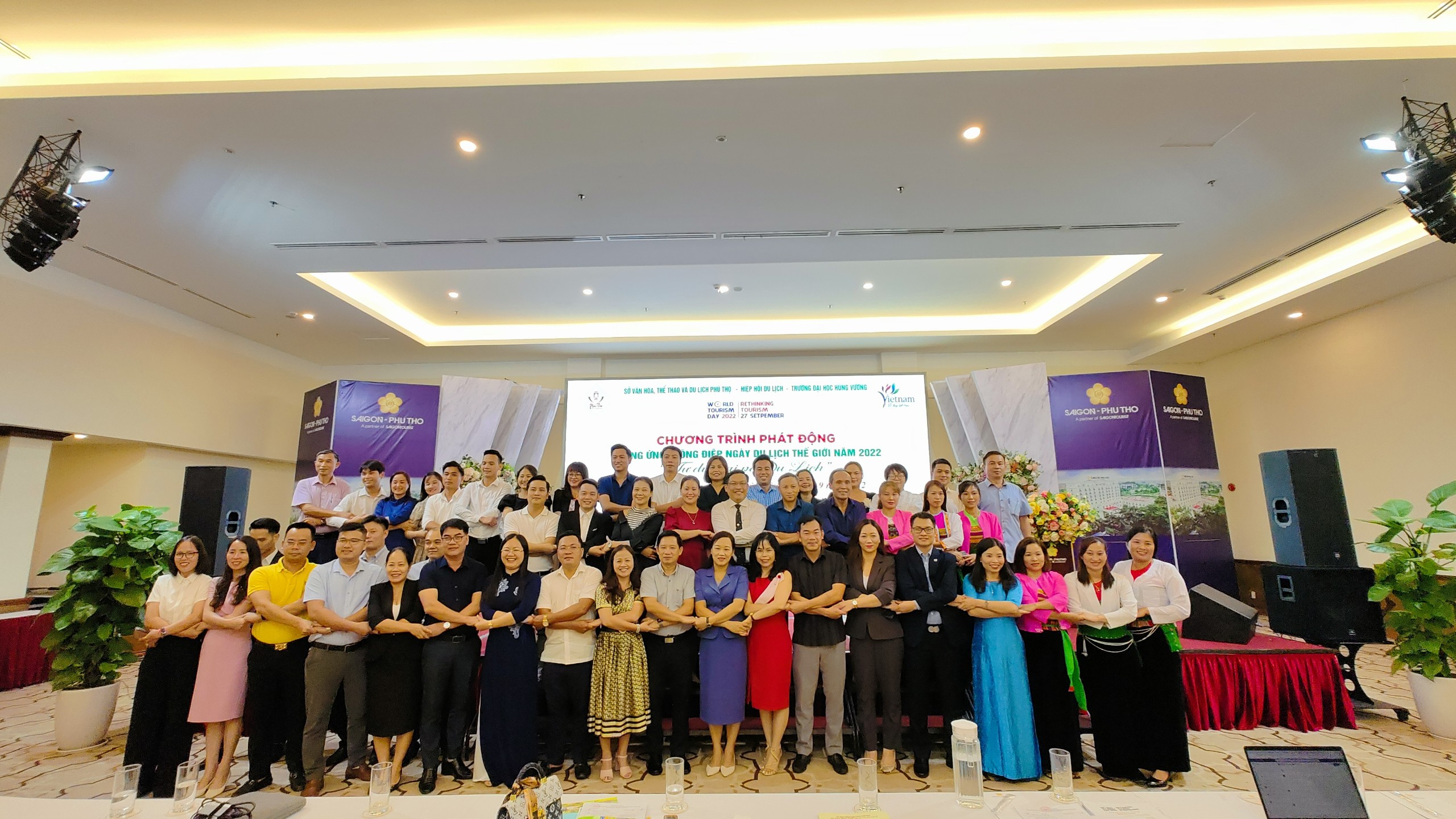 Du lịch Phú Thọ tổ chức Chương trình Lớp tập huấn nghiệp vụ du lịch và hưởng ứng Thông điệp Ngày Du lịch Thế giới 27/9 năm 2022.