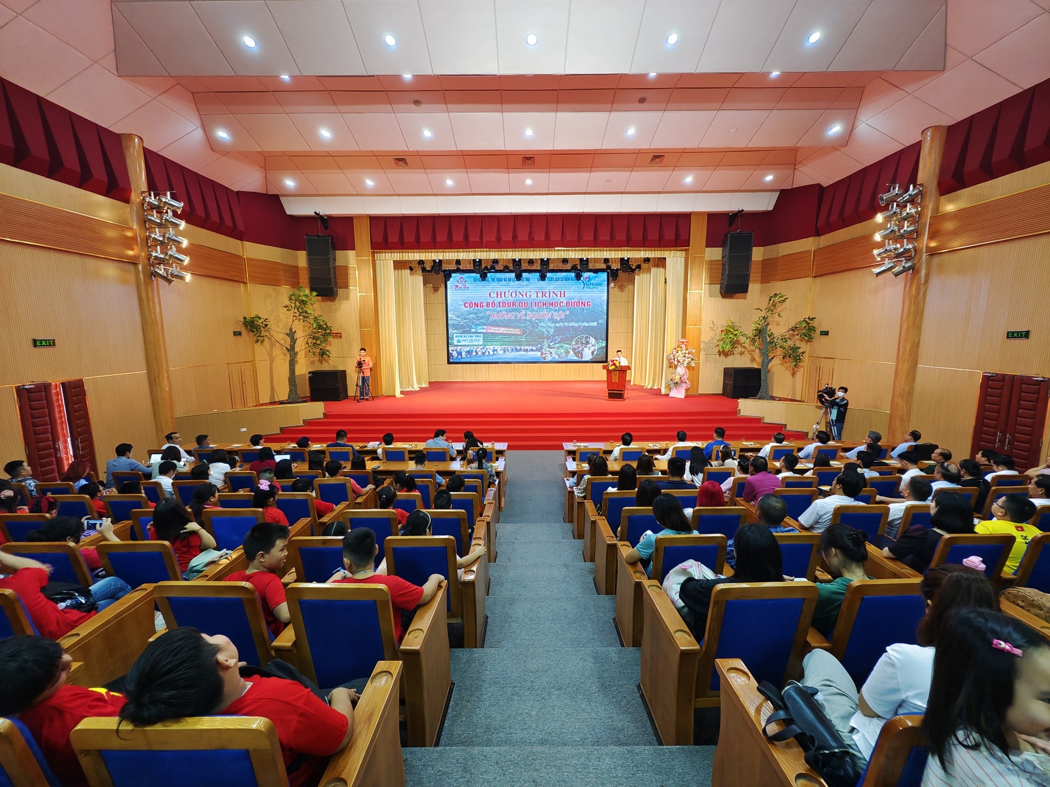 Phú Thọ tổ chức chương trình công bố tour du lịch học đường “Hướng về nguồn cội”