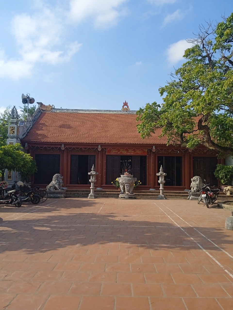 Đình Trung Thành xã Quang Bình huyện Kiến Xương