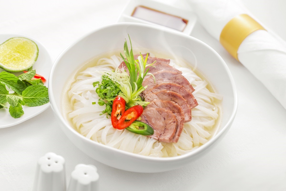 CNN tôn vinh 3 món ăn Việt Nam trong top ẩm thực đường phố châu Á