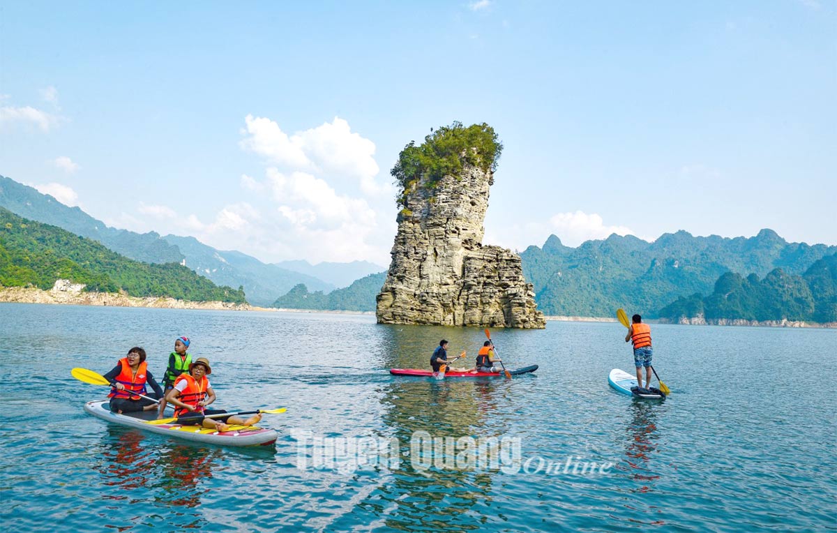 Creating a breakthrough for Tuyen Quang tourism - Last post: The road is open
