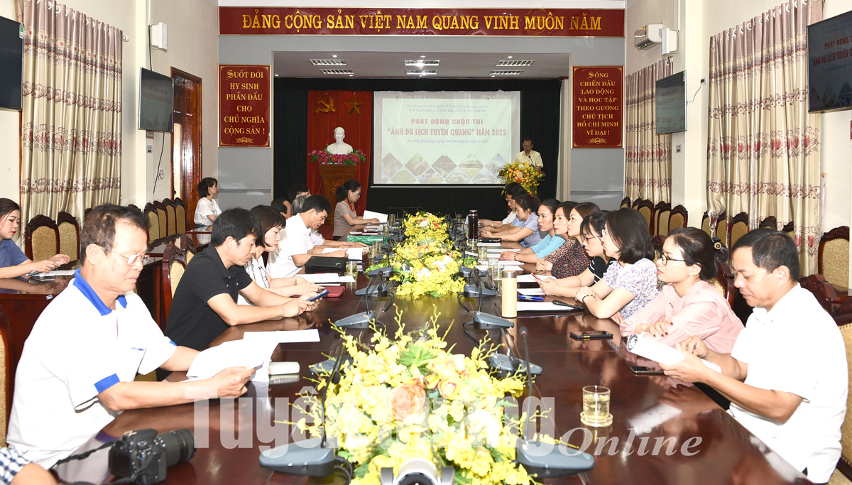 Launching the contest "Tuyen Quang tourism photo" in 2022