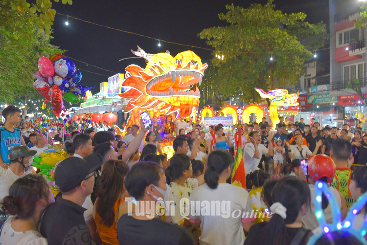 Tuyen Quang welcomed nearly 2.3 million tourists