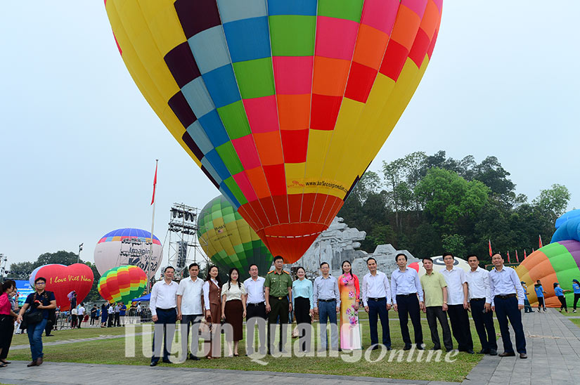 Opening ceremony of the 2nd International Hot Air Balloon Festival in Tuyen Quang in 2023