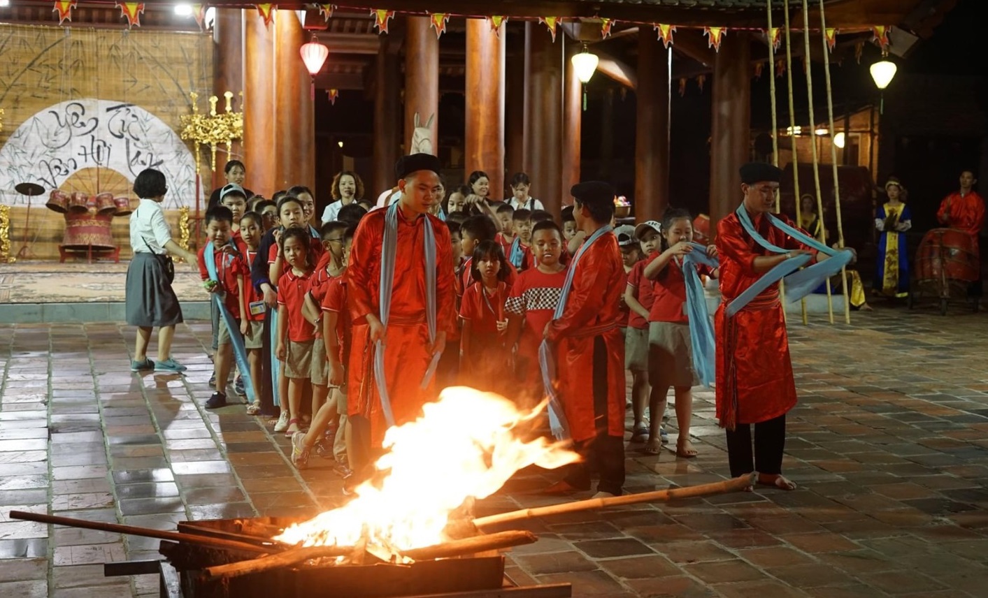 Yên Tử tổ chức "Đêm hội làng"