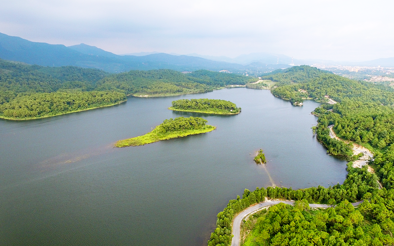 Uong Bi City (Quang Ninh): Arousing the potential of Yen Trung Lake eco-tourism
