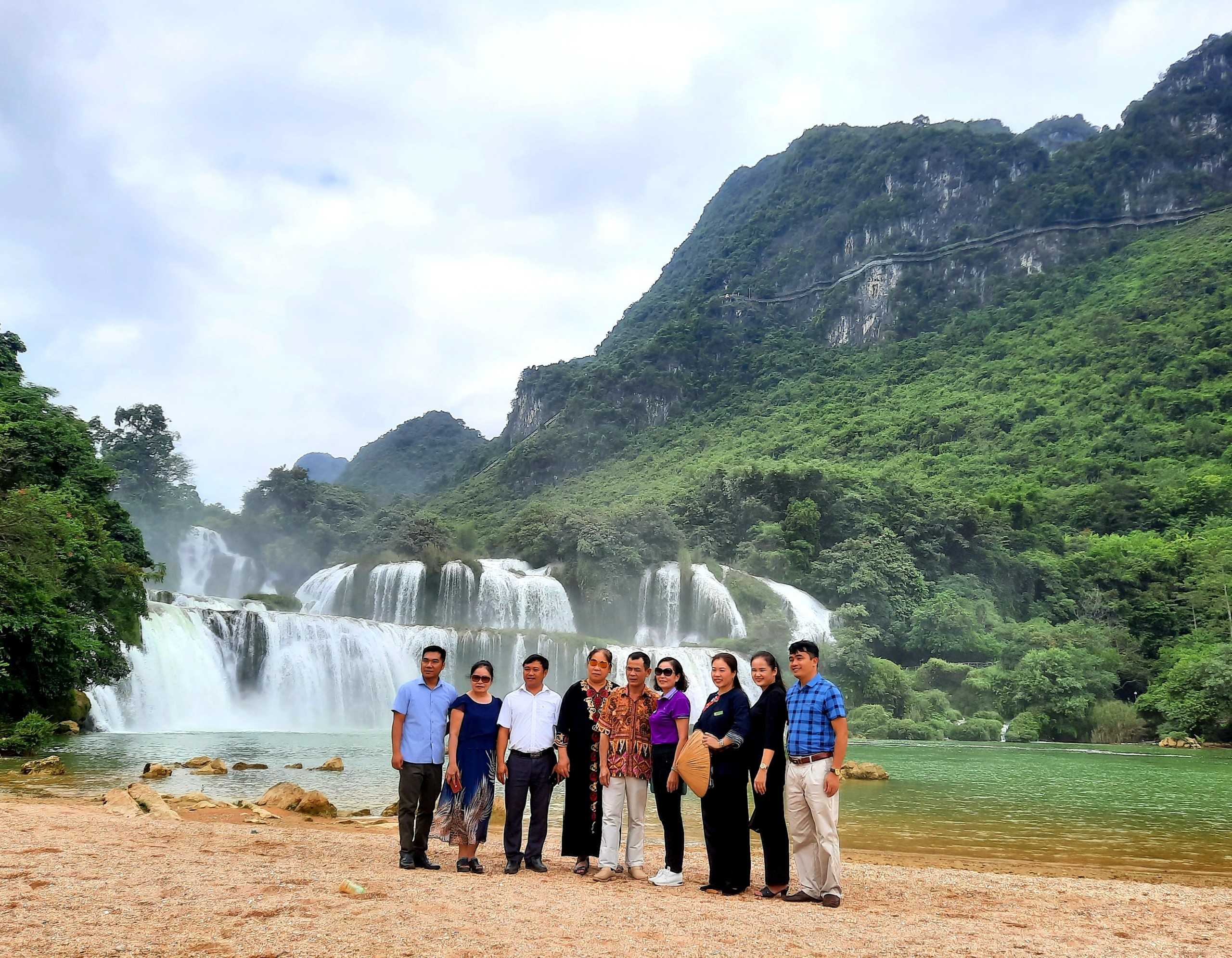 Hiệp hội Du lịch tỉnh Cao Bằng tổ chức khảo sát các cơ sở hội viên tại huyện Trùng Khánh và huyện Quảng Hòa