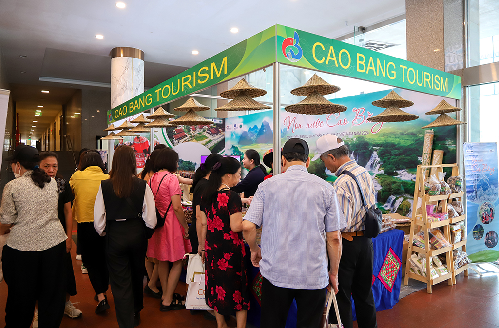 Cao Bằng tham gia quảng bá tại Hội chợ Du lịch Quốc tế Việt Nam - VITM Hanoi 2024