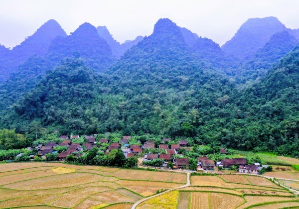 Giá trị tri thức bản địa trong Công viên địa chất Toàn cầu UNESCO Non nước Cao Bằng