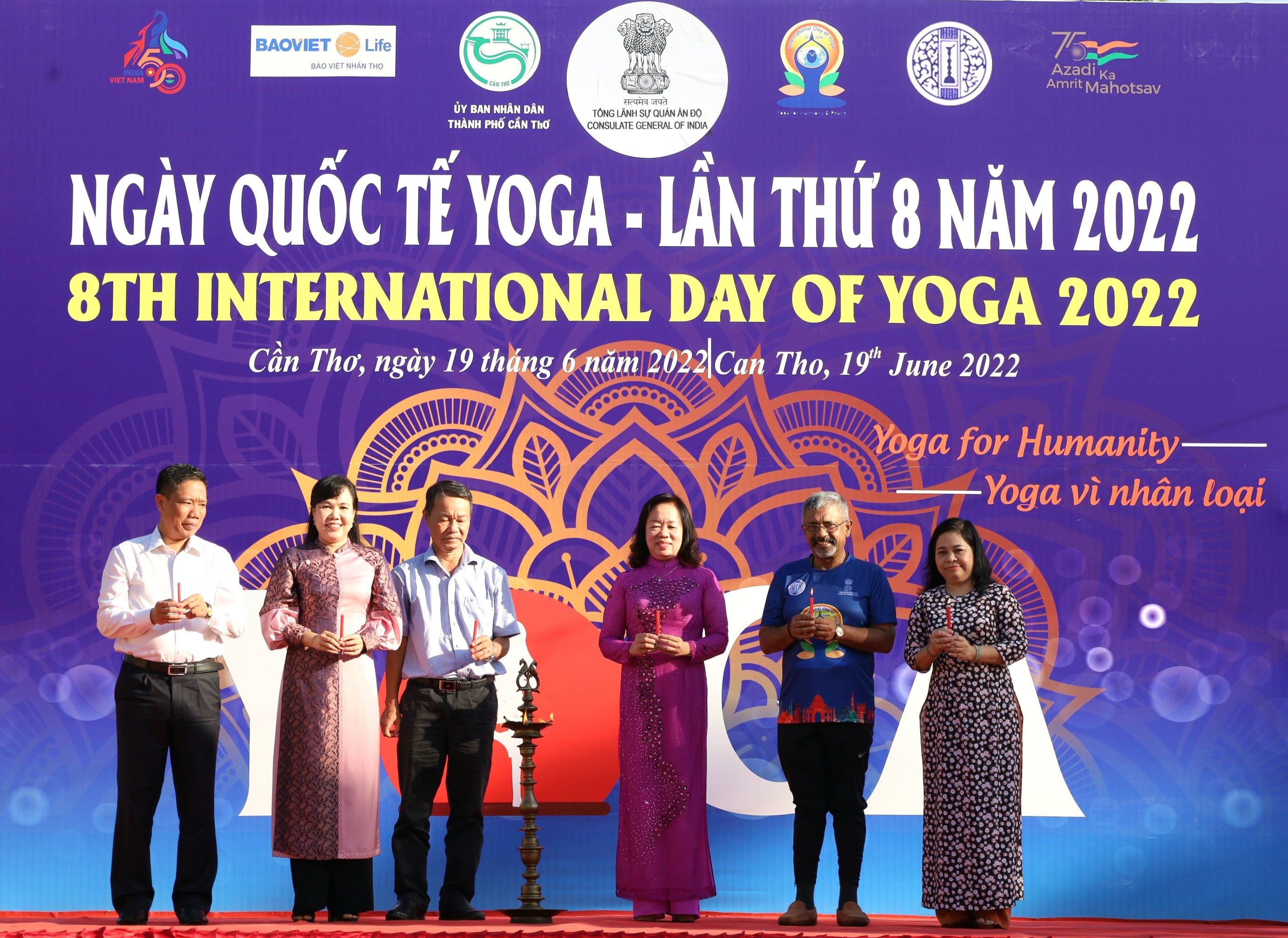 Liên hiệp các tổ chức hữu nghị TP. Cần Thơ tổ chức Ngày Yoga quốc tế