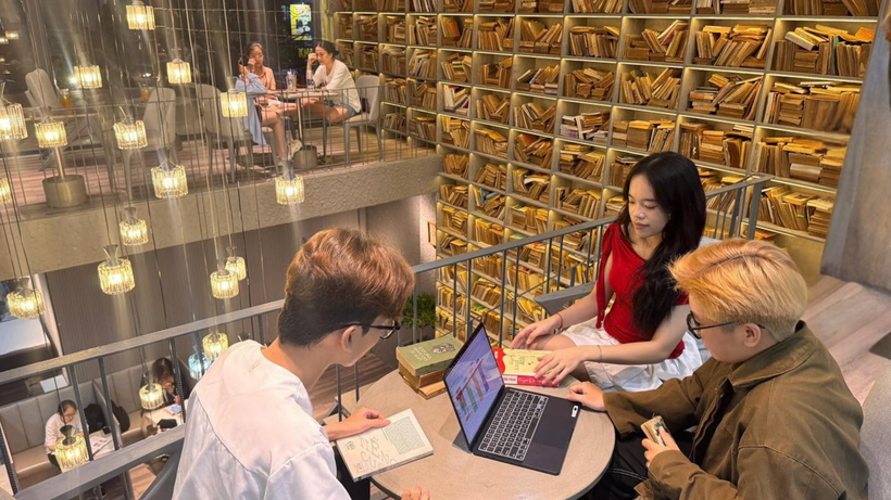 Cà-phê sách và văn hóa đọc ở Cần Thơ