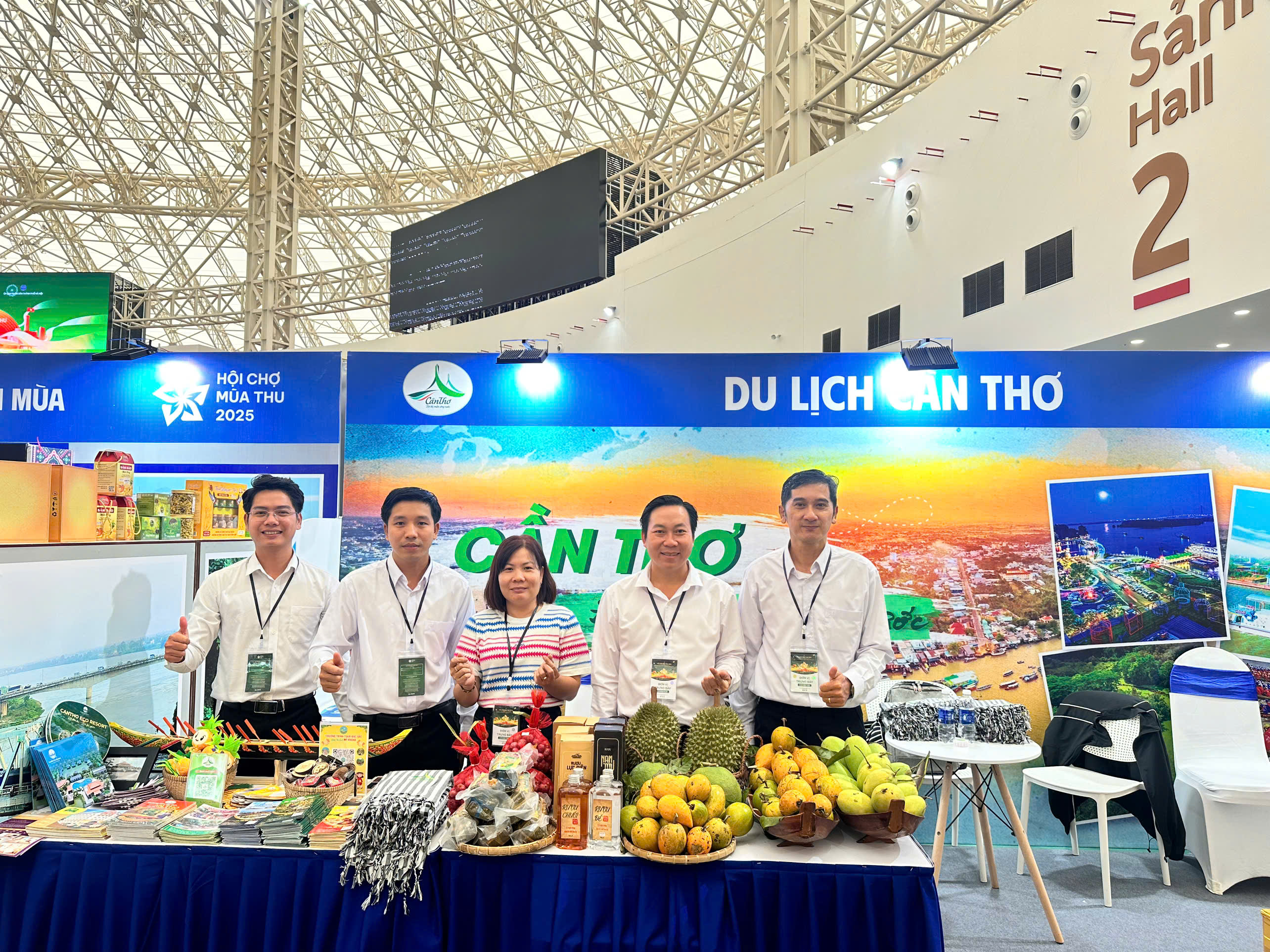 DU LỊCH CẦN THƠ THAM GIA HỘI CHỢ MÙA THU NĂM 2025