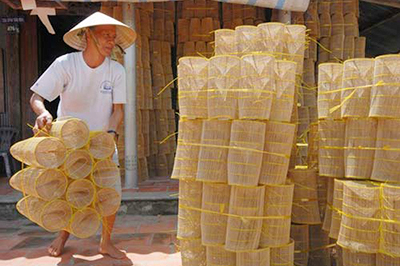 Thoi Long Bamboo Shrimp Trap Knitting Village