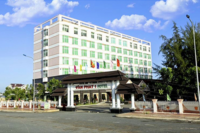Van Phat Riverside hotel