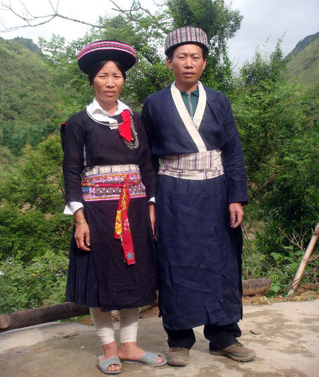 Khám phá văn hóa người Mông Xanh ở Văn Bàn
