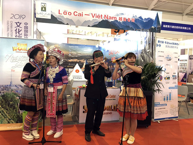 Ngành Du lịch Lào Cai tham gia hội chợ du lịch quốc tế Côn Minh