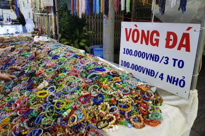 Vòng đá